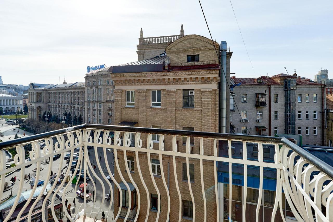 Студія З Видом На Майдан Незалежності Kiew Exterior foto